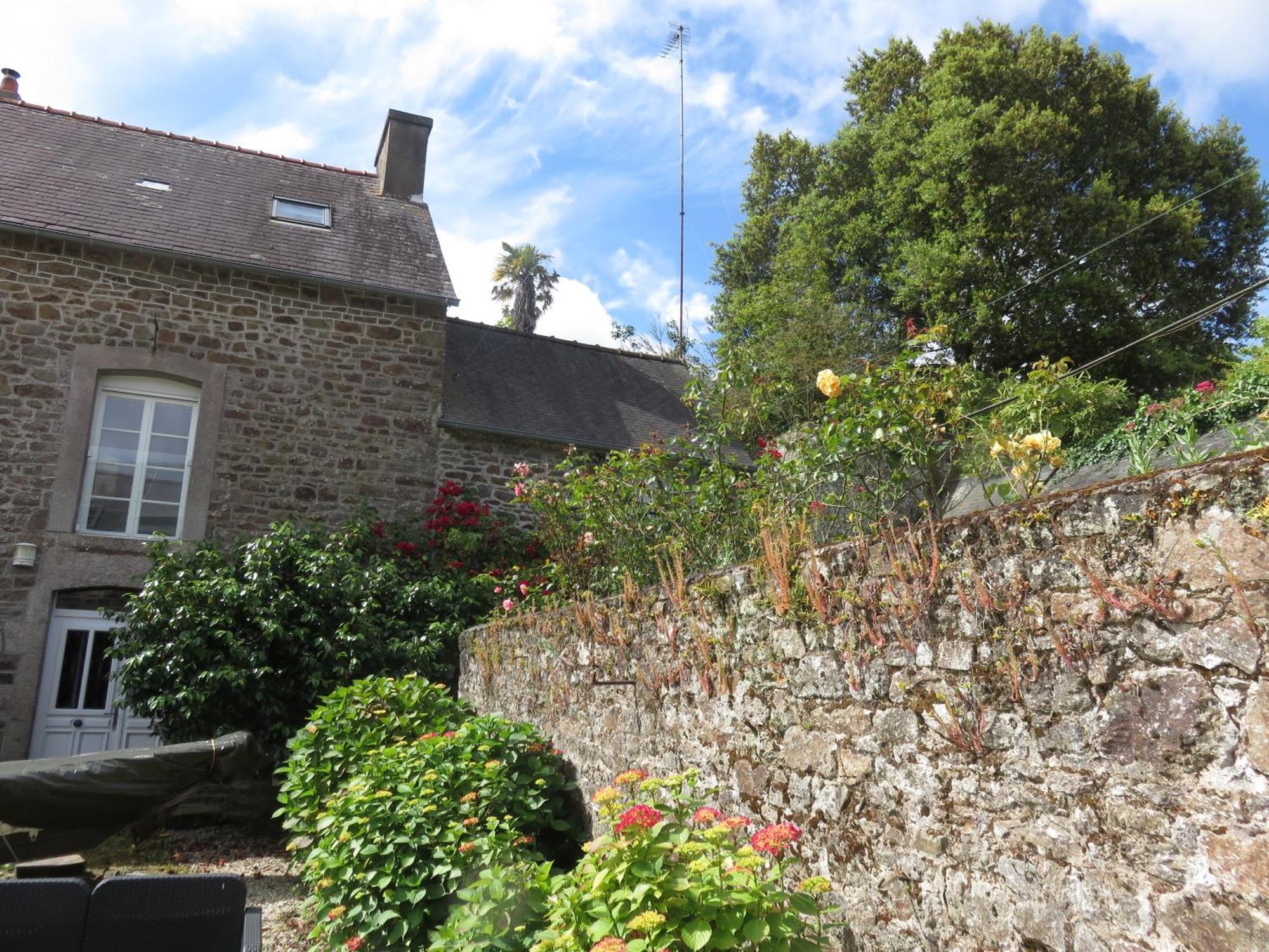 Le Jardin A Mordreuc Bed & Breakfast Pleudihen-sur-Rance Eksteriør bilde