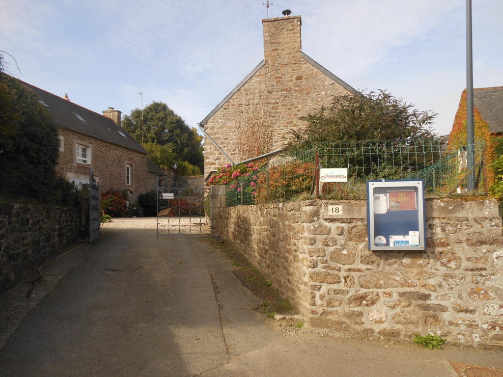 Le Jardin A Mordreuc Bed & Breakfast Pleudihen-sur-Rance Eksteriør bilde