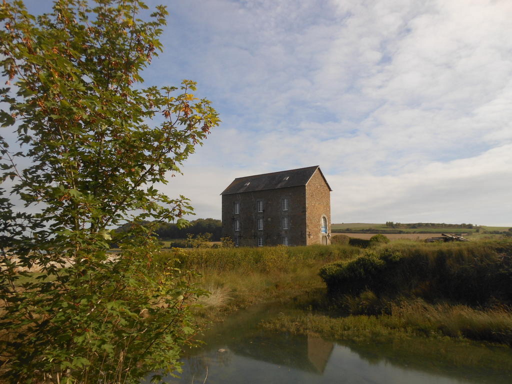 Le Jardin A Mordreuc Bed & Breakfast Pleudihen-sur-Rance Eksteriør bilde