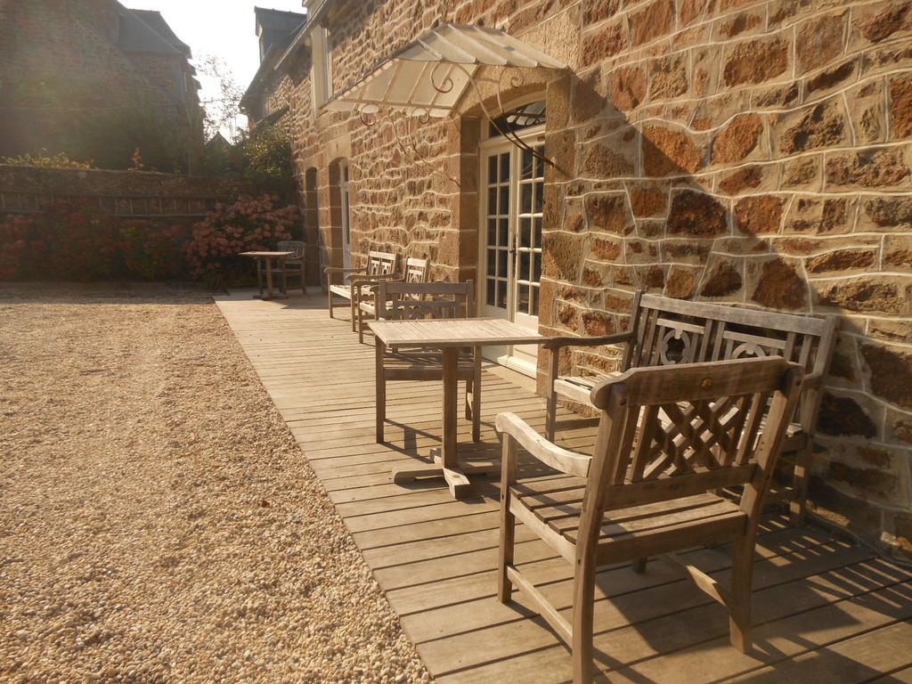 Le Jardin A Mordreuc Bed & Breakfast Pleudihen-sur-Rance Eksteriør bilde